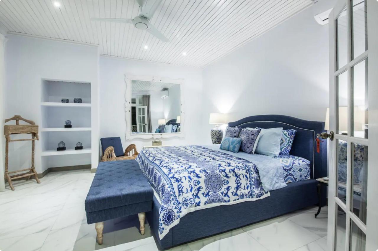 Villa Alexandra Seminyak ケロボカン エクステリア 写真